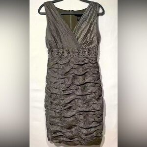 R&M Richards Dress Womens 10 Gray Bodycon Embellished Ruched Elegant coquette‎